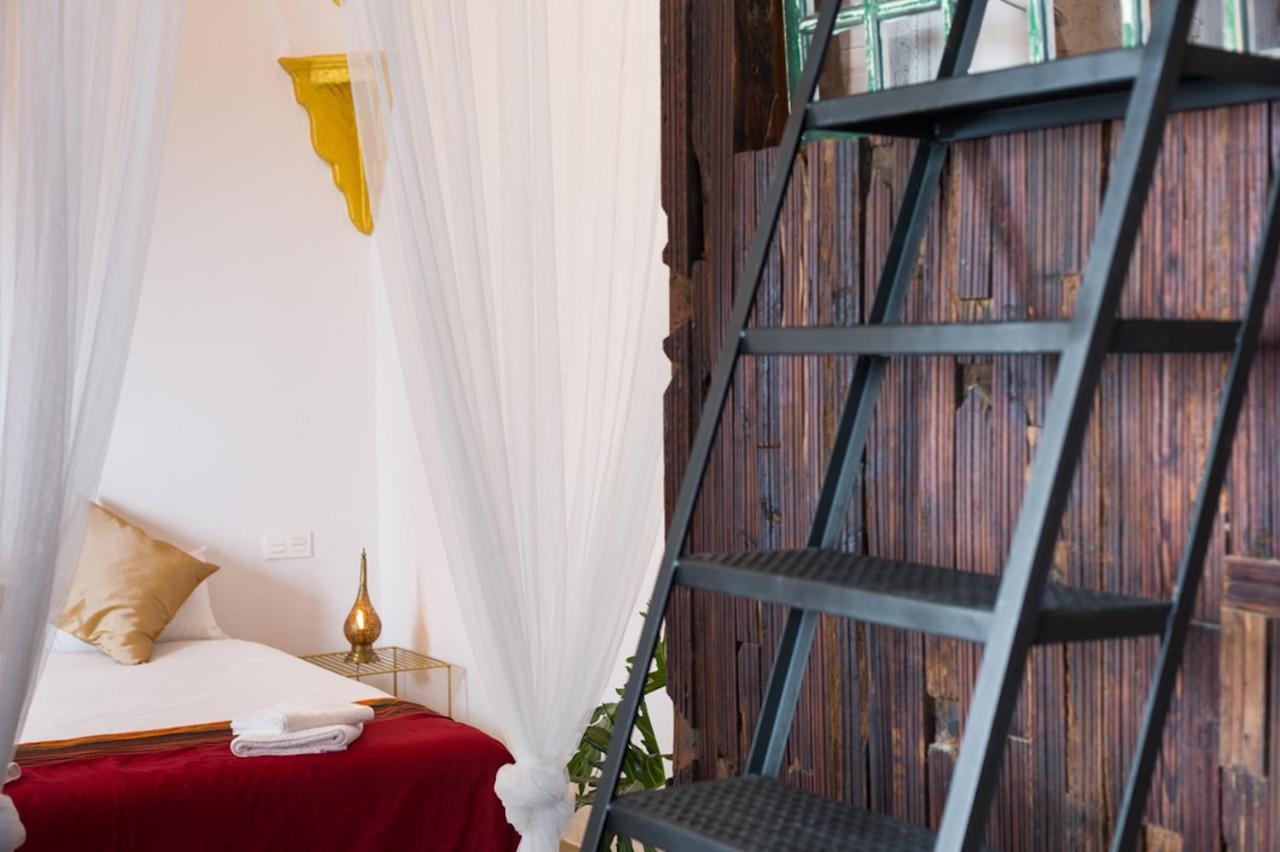 The Farm Lodge Marbella Bagian luar foto
